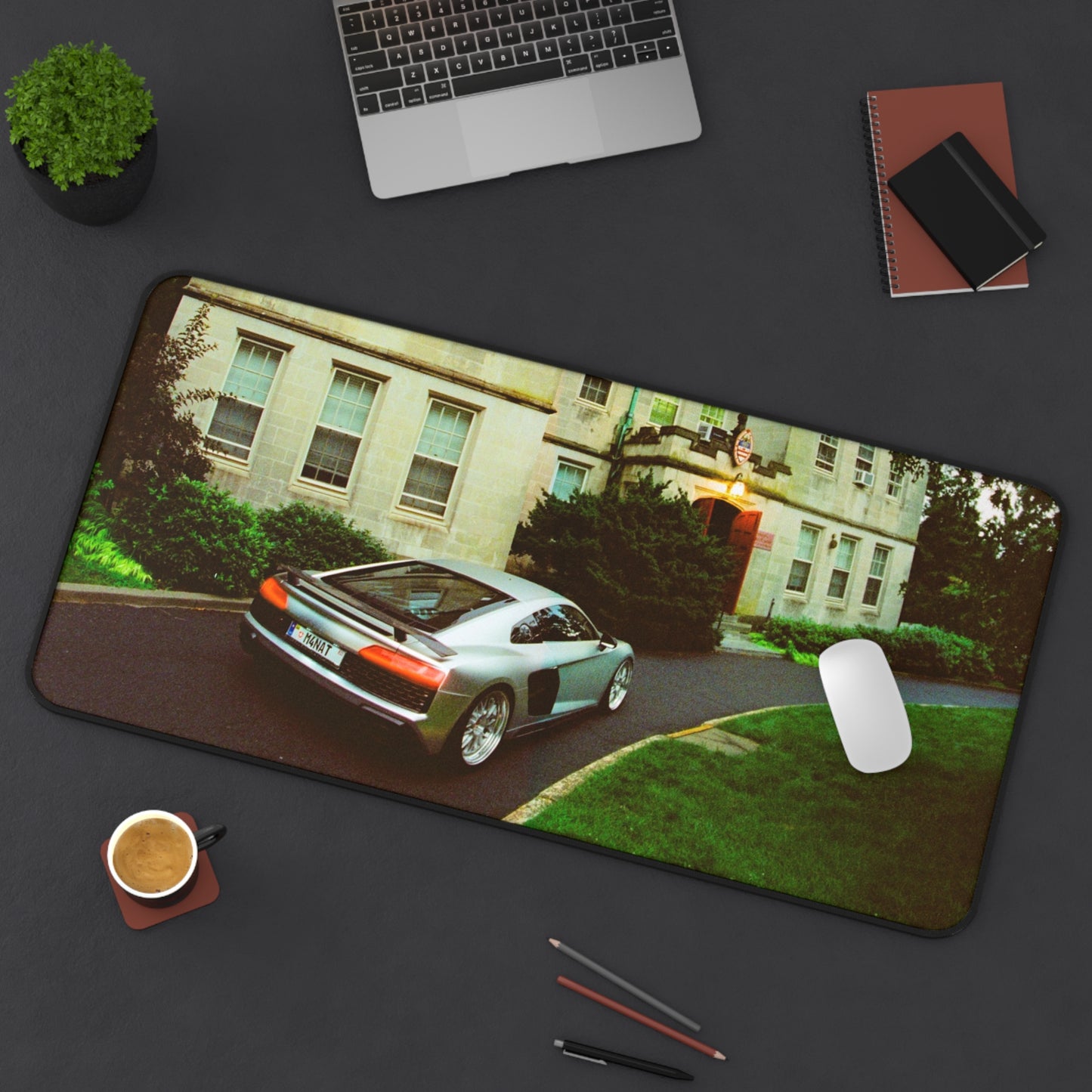 PURIST R8 DESK MAT