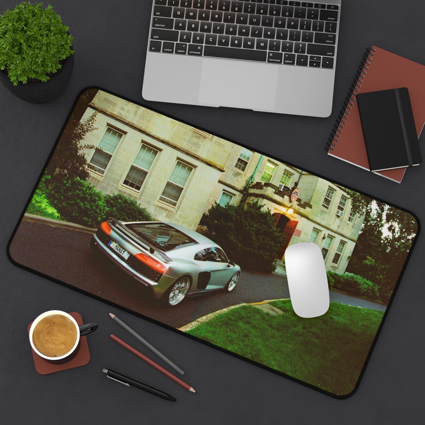 PURIST R8 DESK MAT